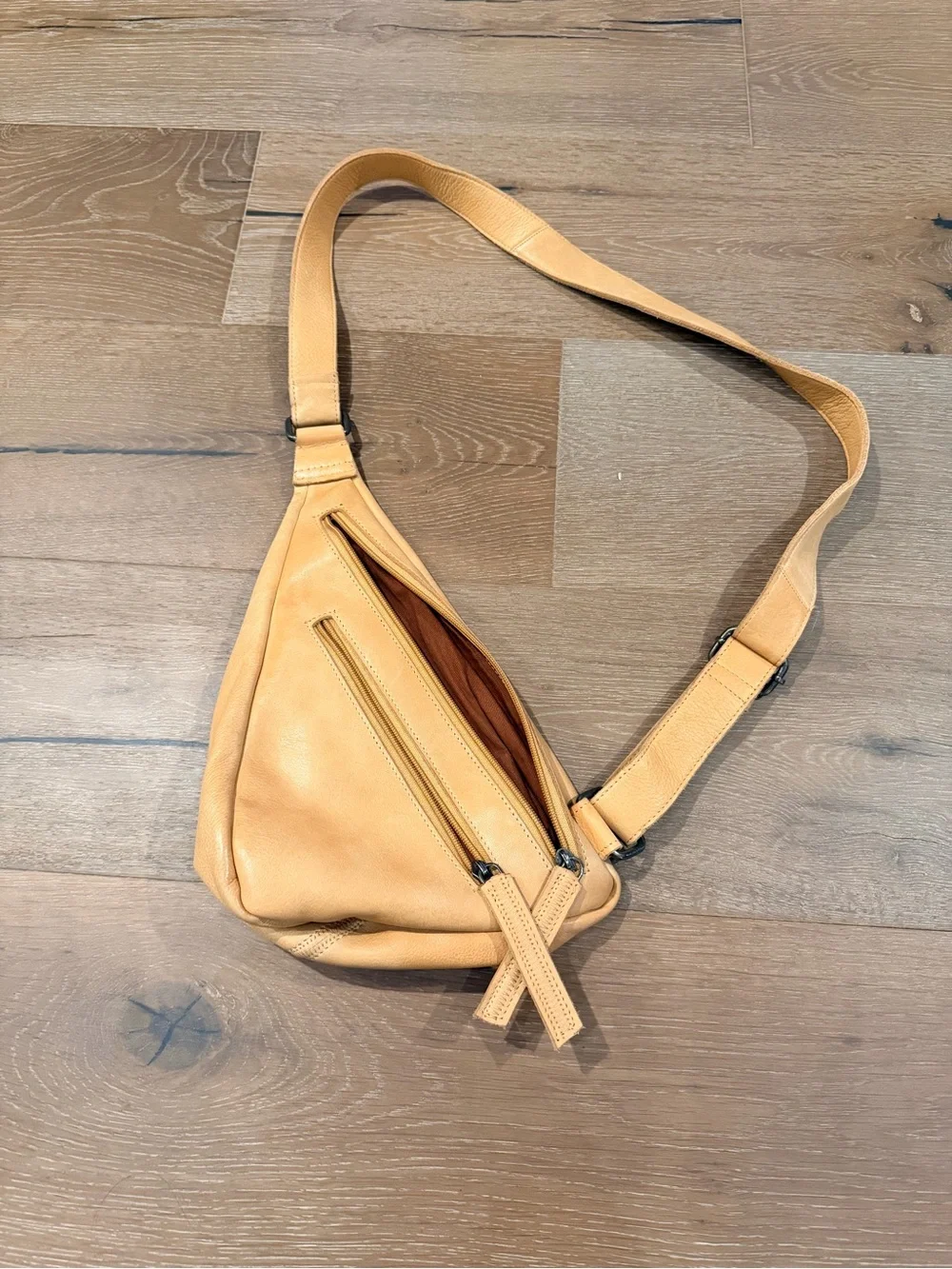 latico hippie Leather Crossbody Sling Bag in camel